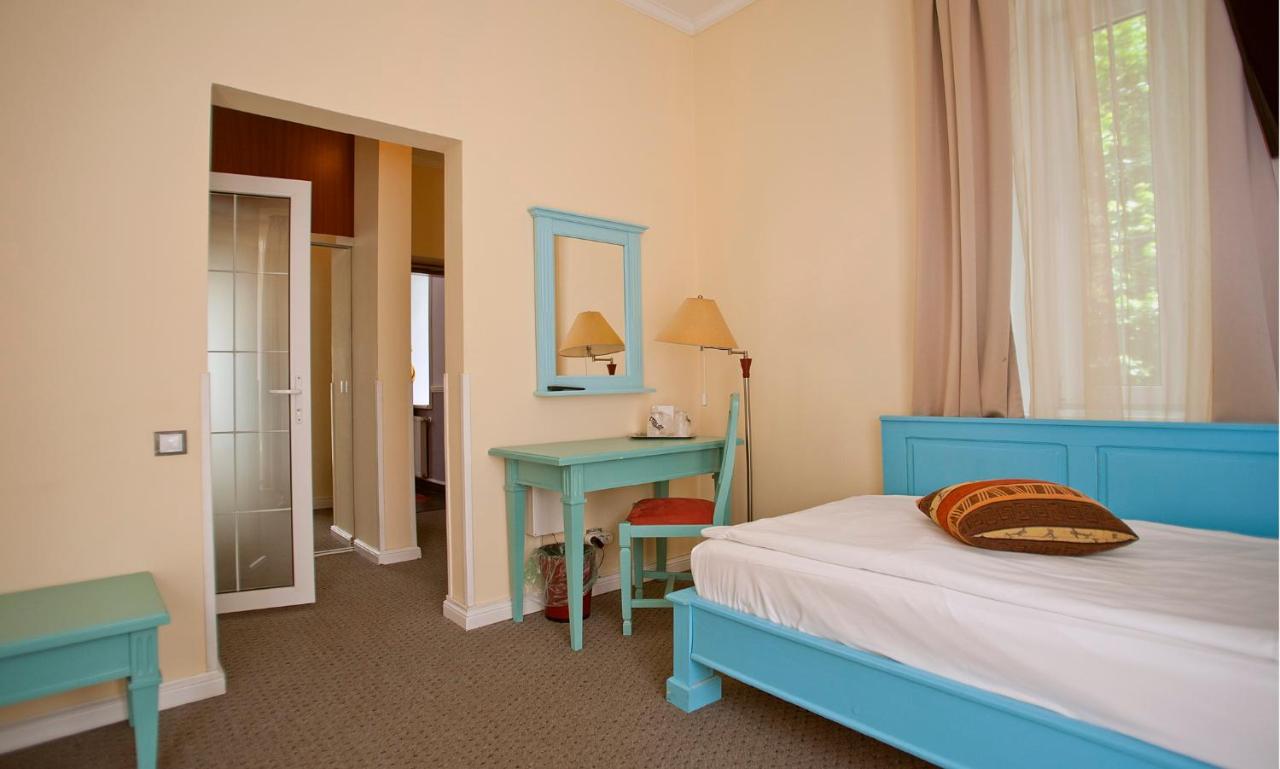 Hotel Bastion سِنايا المظهر الخارجي الصورة